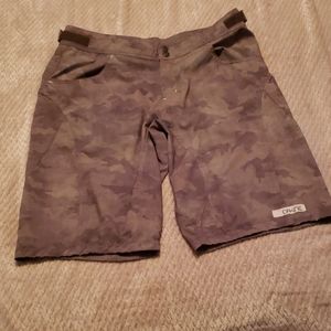 Dakin Women's Mountain Bike Shorts size LARGE